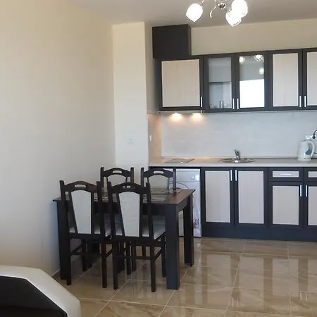 Apartment Golden Sea View *