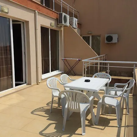 Apartment Golden Sea View Pomorie
