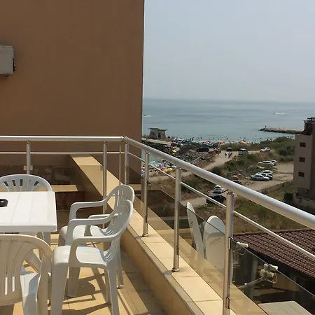 Apartment Golden Sea View *