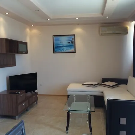Apartment Golden Sea View *