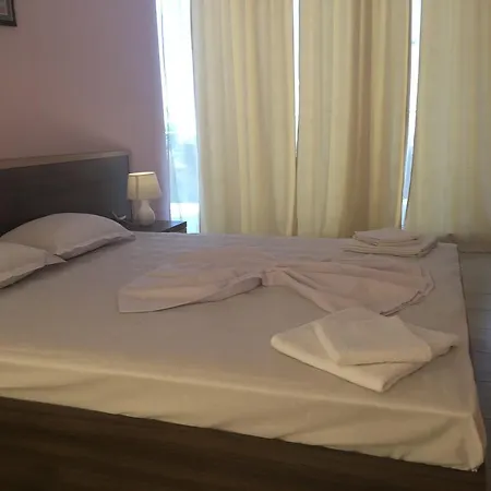 Apartment Golden Sea View Pomorie