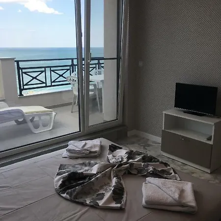Apartman Golden Sea View *